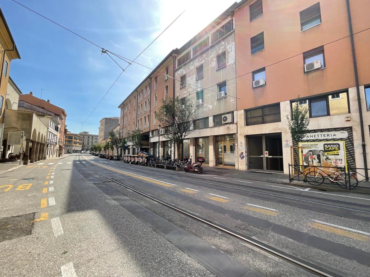 Tito Livio Deluxe Accommodation Padova Exterior photo